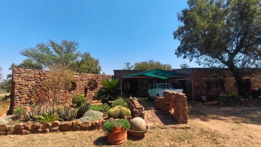 4 Bedroom Property for Sale in Zeerust North West